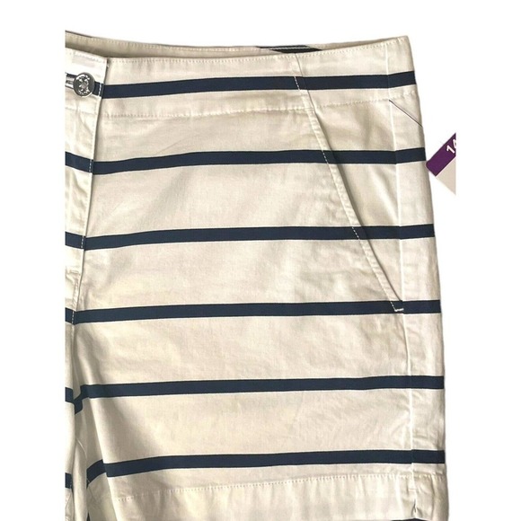 Nautica New White and Blue Striped Shorts With Pockets Size 14 Preppy Nautical - Picture 2 of 10